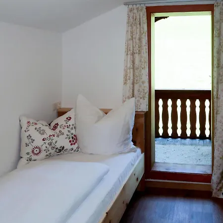 Sonnheim By Interhome Auffach